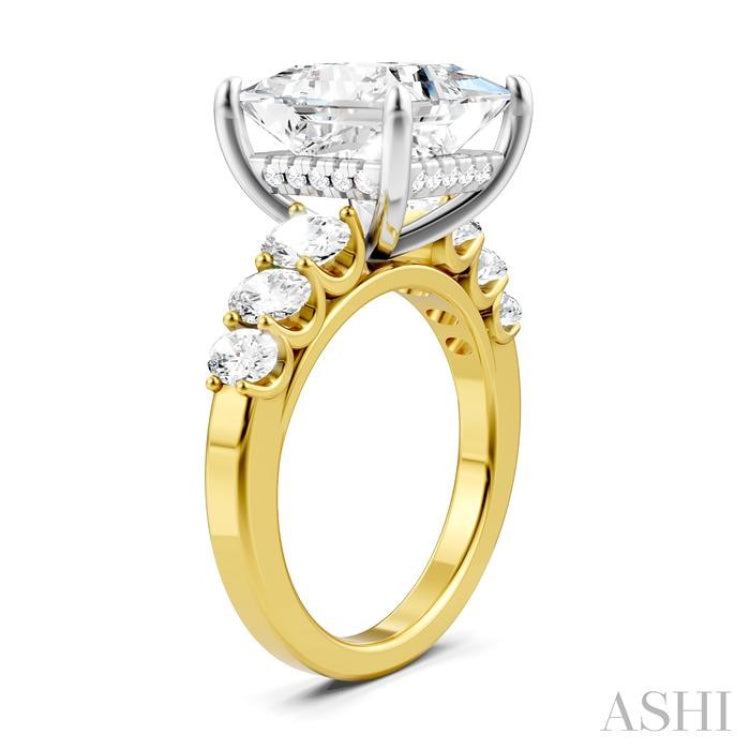 1 1/4 Ctw Princess Shape Oval and Round Cut Diamond Semi-Mount Engagement Ring in 14K Yellow and White Gold