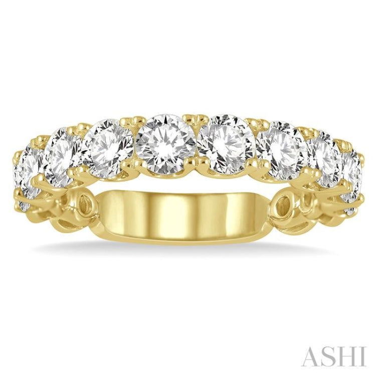 2 Ctw Lattice Round Cut Diamond Wedding Band in 14K Yellow Gold