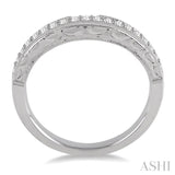 1/4 Ctw Diamond Wedding Band in 14K White Gold