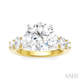 1 1/4 Ctw Round Shape Oval and Round Cut Diamond Semi-Mount Engagement Ring in 14K Yellow and White Gold