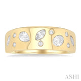 1/2 ctw Scatter Mixed Diamond Cut Bold Gold Fashion Band in 14K Yellow Gold