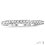 1/5 Ctw Round Cut Diamond Wedding Band in 14K White Gold