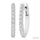 1/2 Ctw Round Cut Diamond Hoop Earrings in 14K White gold