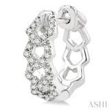 1/4 Ctw Petite Geometric Link Round Cut Diamond Fashion Huggies in 10K White Gold