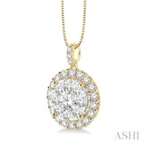 1 Ctw Round Cut Diamond Lovebright Pendant in 14K Yellow and White Gold with Chain