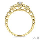 1/2 Ctw Round Cut Diamond Engagement Ring with 1/5 Ct Round Cut Center Stone in 14K Yellow Gold