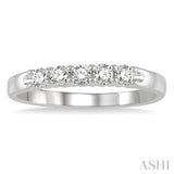1/4 Ctw 5 Stone Round Cut Diamond Wedding Band in 14K White Gold