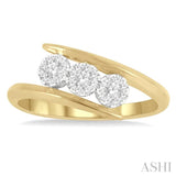 1/5 Ctw Bypass Triple Circular Mount Lovebright Round Cut Diamond Fashion Ring in 14K Yellow and White Gold