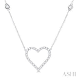 1/2 Ctw Round Cut Diamond Heart Fashion Station Necklace in 10K White Gold