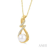 7 MM Round Shape Cultured Pearl and 1/10 Ctw Swirl Top Round Cut Diamond Fashion Pendant With Chain in 10K Yellow Gold