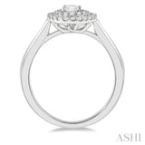 Oval Shape Diamond Engagement Ring